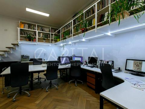 комерційна за адресою вул. Шота Руставелі, 30 Б