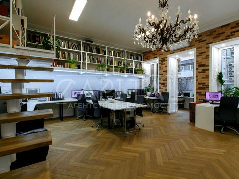 комерційна за адресою вул. Шота Руставелі, 30 Б