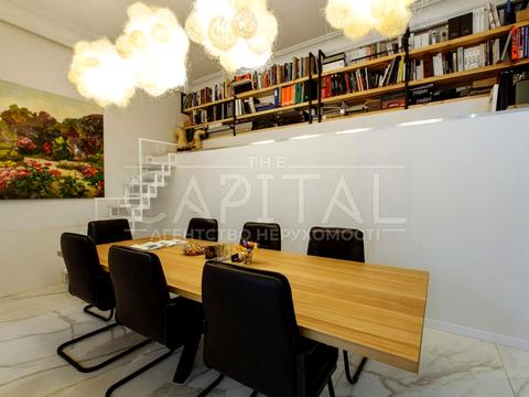 комерційна за адресою вул. Шота Руставелі, 30 Б