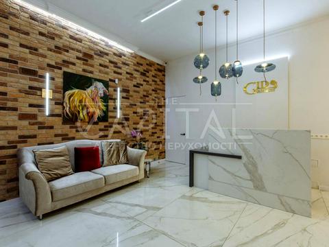 комерційна за адресою вул. Шота Руставелі, 30 Б