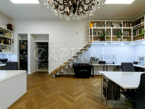 комерційна за адресою вул. Шота Руставелі, 30 Б