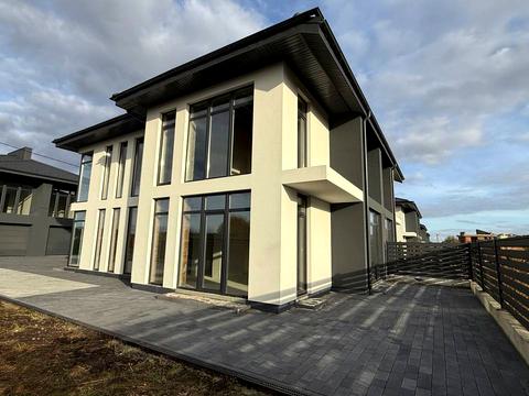 будинок за адресою с. Зубра, І. Богуна вул.