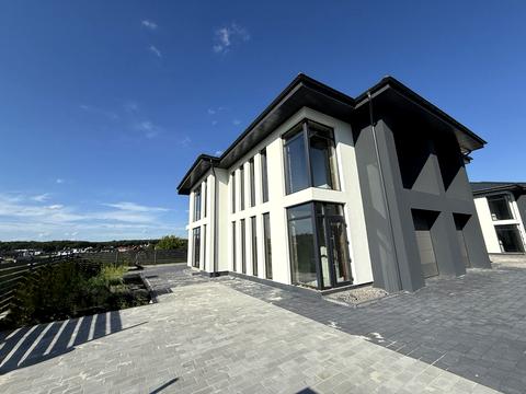 будинок за адресою с. Зубра, І. Богуна вул.