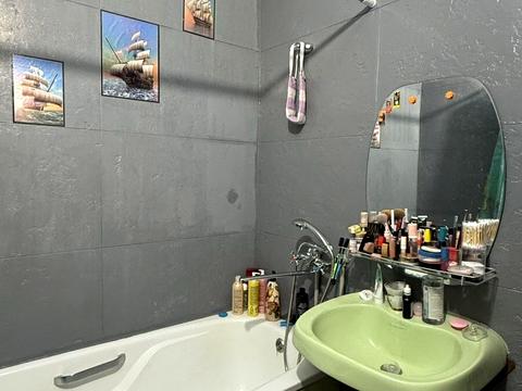 квартира за адресою Свято-Макаріївський пров. (Комісарівський), 12