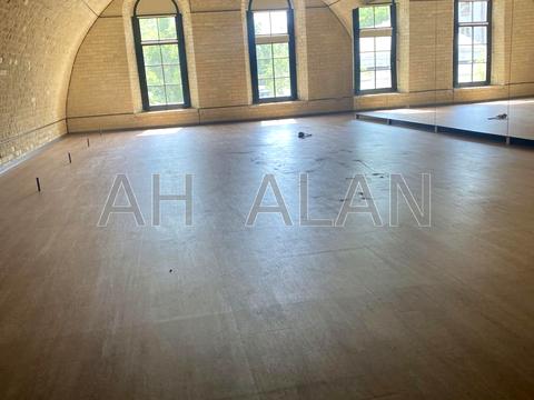 коммерческая по адресу Ивана Мазепы ул. (Январского Восстания), 1