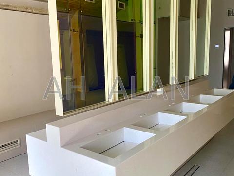 коммерческая по адресу Ивана Мазепы ул. (Январского Восстания), 1