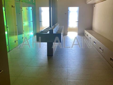 коммерческая по адресу Ивана Мазепы ул. (Январского Восстания), 1