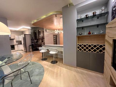 квартира за адресою Андрія Верхогляда вул. (Михайла Драгомирова), 3