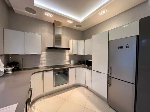 квартира за адресою Андрія Верхогляда вул. (Михайла Драгомирова), 3