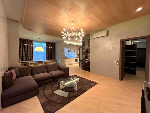 квартира за адресою Андрія Верхогляда вул. (Михайла Драгомирова), 3