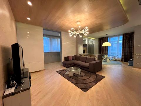 квартира за адресою Андрія Верхогляда вул. (Михайла Драгомирова), 3