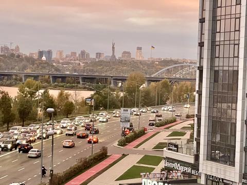 квартира за адресою Дніпровська набережна вул., 17-К