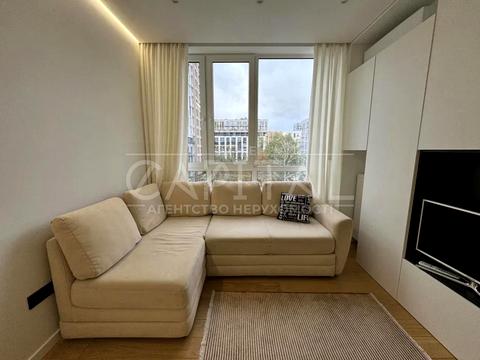 квартира за адресою Салютна вул., 2к6