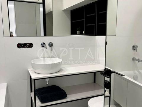 квартира за адресою Салютна вул., 2к6