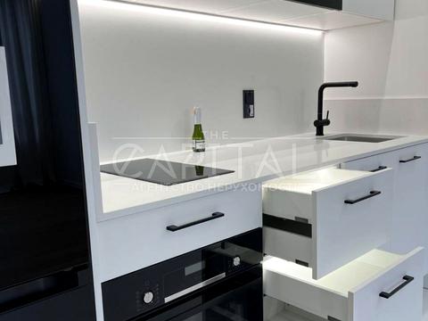 квартира за адресою Салютна вул., 2к6