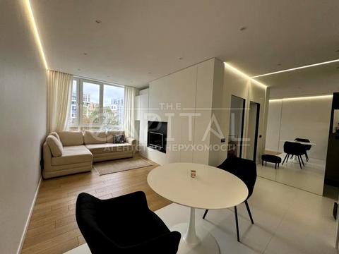 квартира за адресою Салютна вул., 2к6