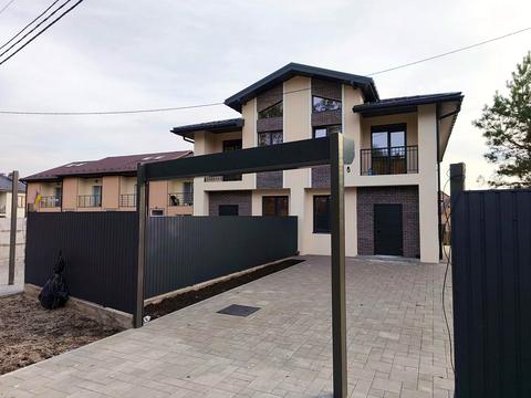 будинок за адресою Незалежності