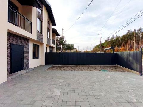 будинок за адресою Незалежності