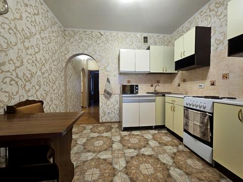 квартира по адресу Софии Русовой ул., 1