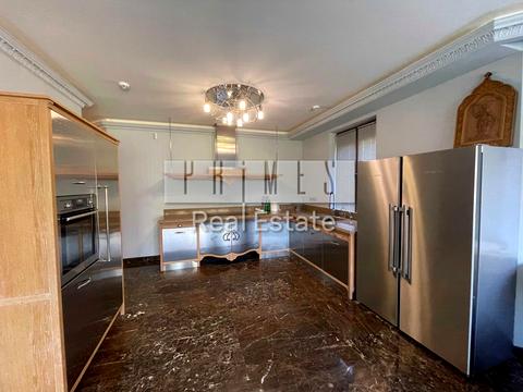 будинок за адресою с. Лісники, Виноградна вул.