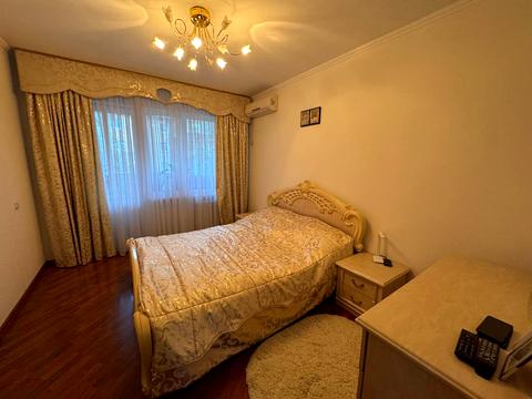 квартира за адресою Гайдамацька вул. (Марфи Струтинської), 11