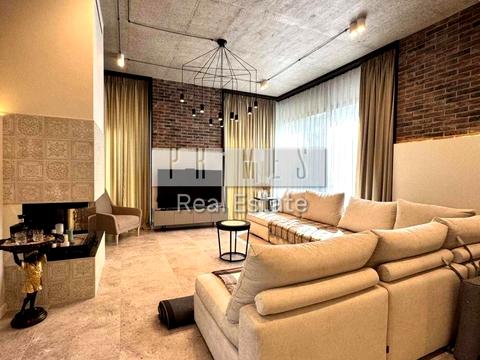 будинок за адресою Набережна вул.