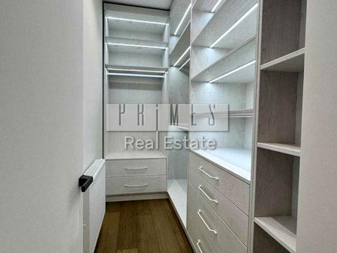 будинок за адресою Набережна вул.