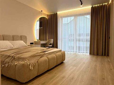 квартира по адресу Угорская ул., 12