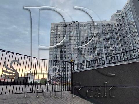 квартира по адресу Ревуцкого ул., 40-Г