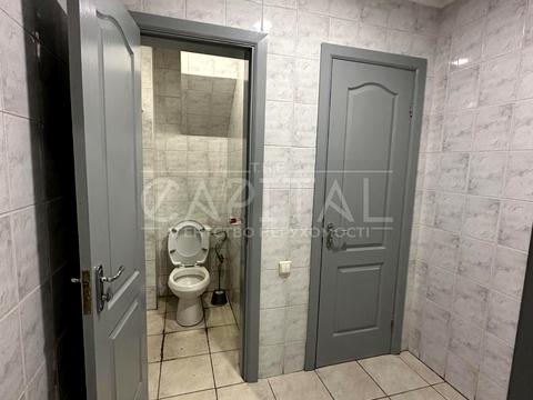 комерційна за адресою Гетьмана Павла Полуботка, 52