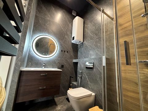 комерційна за адресою Дніпро, Ламана вул., 18