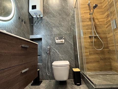 комерційна за адресою Дніпро, Ламана вул., 18