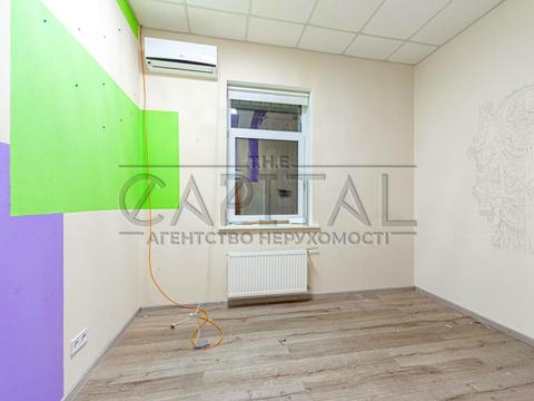 комерційна за адресою В'ячеслава Липинського вул. (Чапаєва), 66