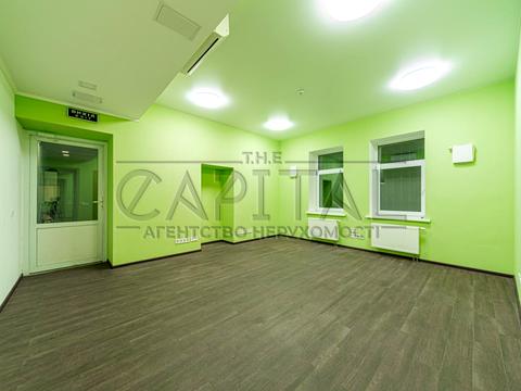 комерційна за адресою В'ячеслава Липинського вул. (Чапаєва), 66