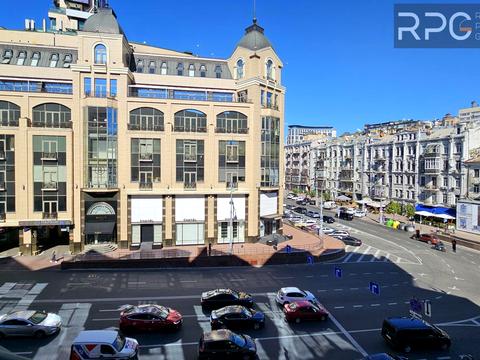 комерційна за адресою Велика Васильківська вул. (Червоноармійська), 9-2