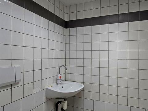 комерційна за адресою Велика Васильківська вул. (Червоноармійська), 9-2