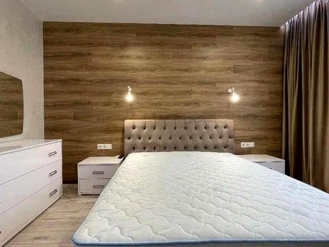 квартира за адресою Високовольтна вул., 14-Д