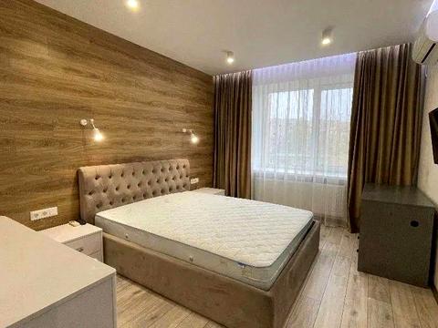 квартира за адресою Високовольтна вул., 14-Д