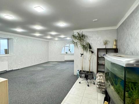 комерційна за адресою Академіка Палладіна просп., 25