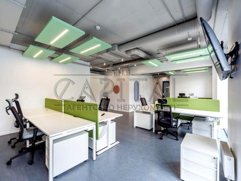 комерційна за адресою Саксаганського вул., 70/16