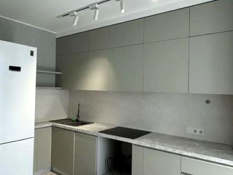 квартира по адресу Гвардейцев-Широнинцев ул., 70-Б