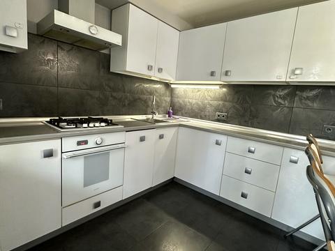 квартира по адресу Коллонтая ул., 2