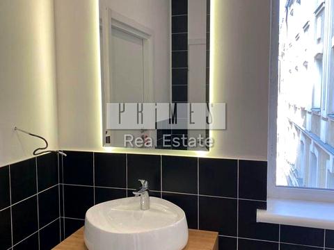 комерційна за адресою Межигірська вул., 87-А