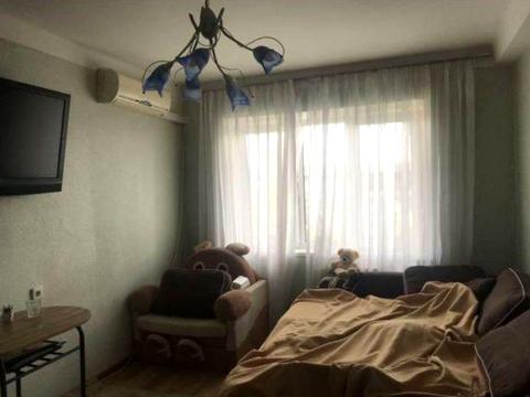 квартира за адресою Ореста Левицького вул. (Академіка Курчатова), 20