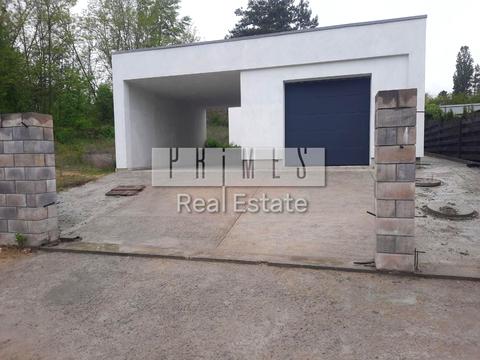 будинок за адресою Молодіжна вул.