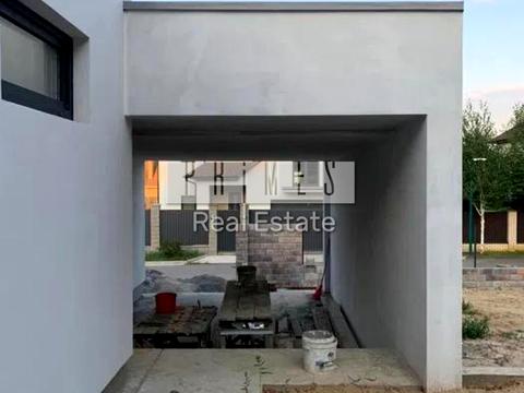 будинок за адресою Молодіжна вул.