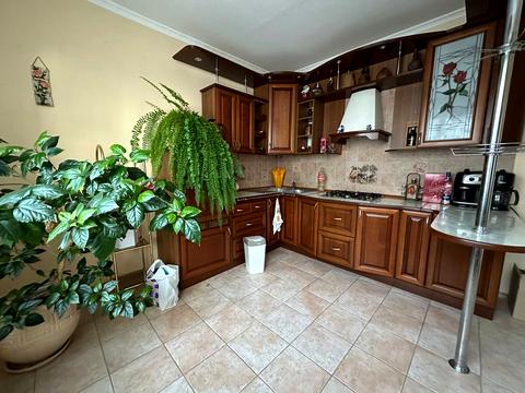 дом по адресу Радостная ул.