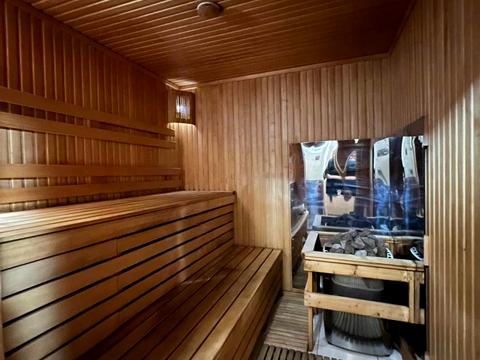 дом по адресу набережна