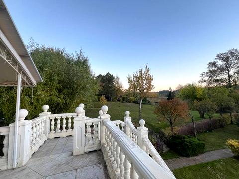 дом по адресу набережна