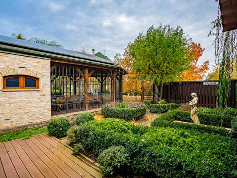 дом по адресу набережна